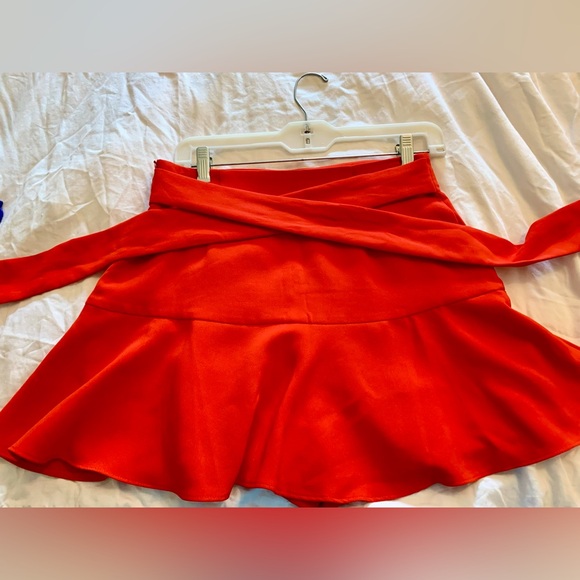 Zara red skort - Picture 1 of 7